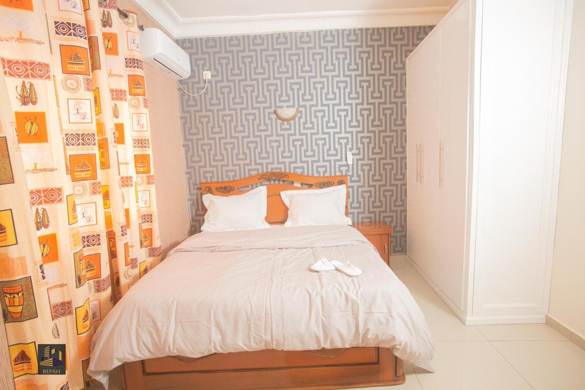 Repavi Lodge Yaoundé Esterno foto
