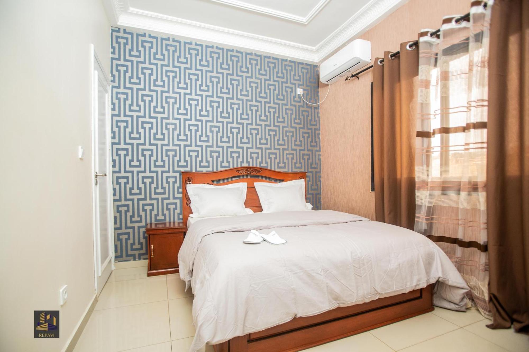 Repavi Lodge Yaoundé Esterno foto