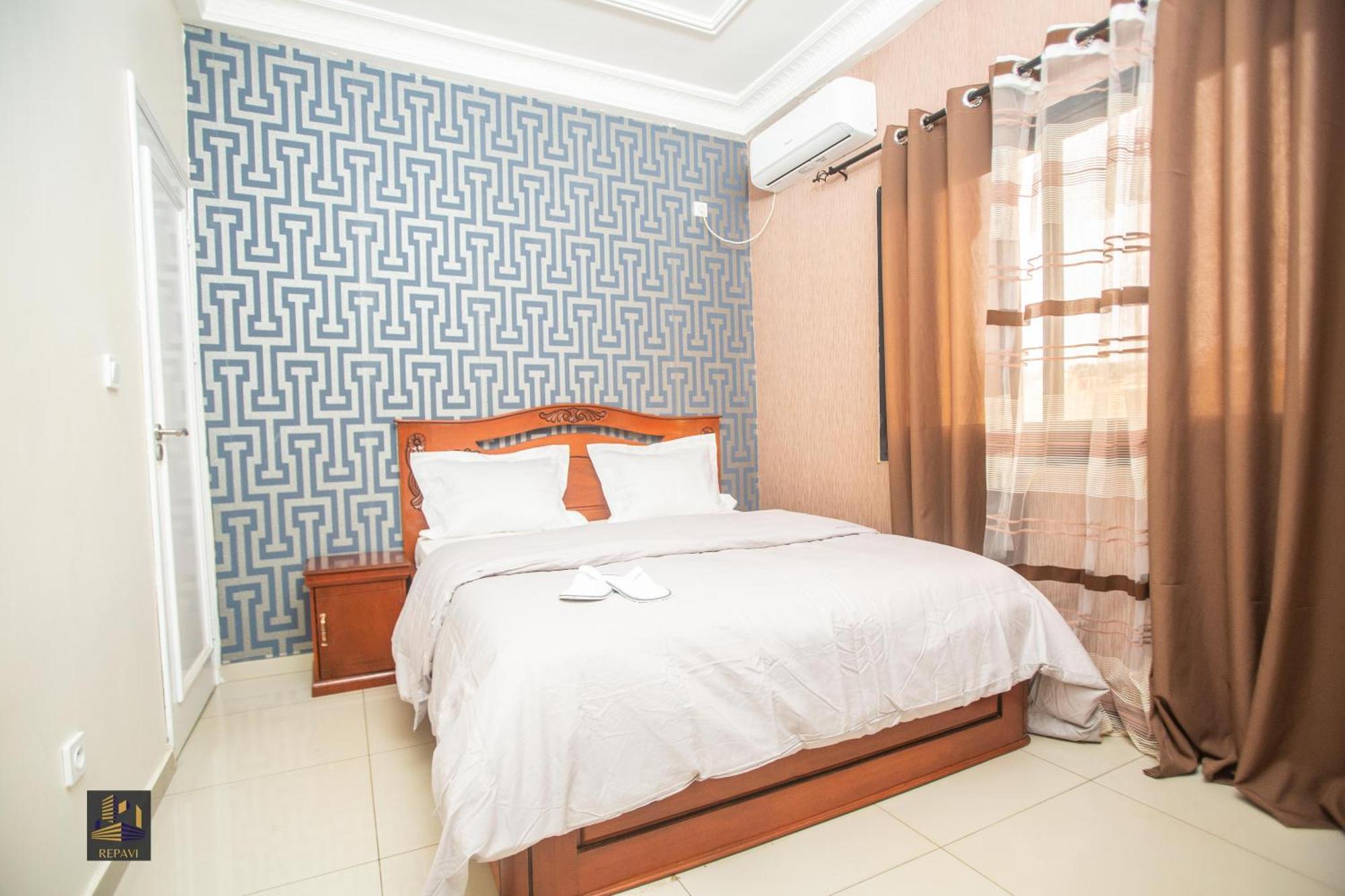 Repavi Lodge Yaoundé Esterno foto