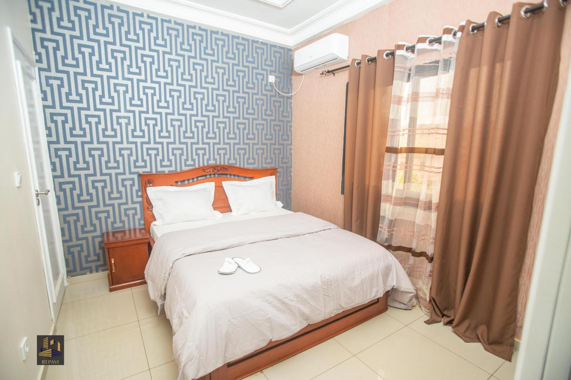 Repavi Lodge Yaoundé Esterno foto