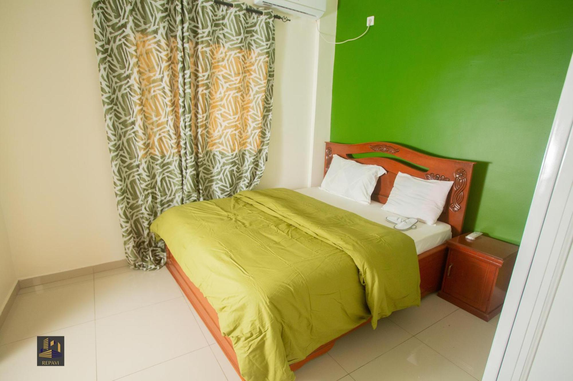 Repavi Lodge Yaoundé Esterno foto