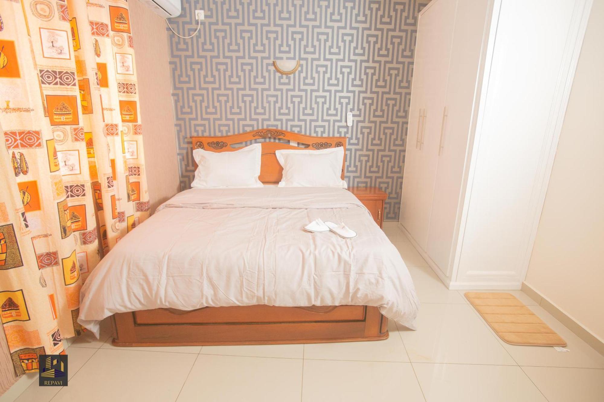 Repavi Lodge Yaoundé Esterno foto